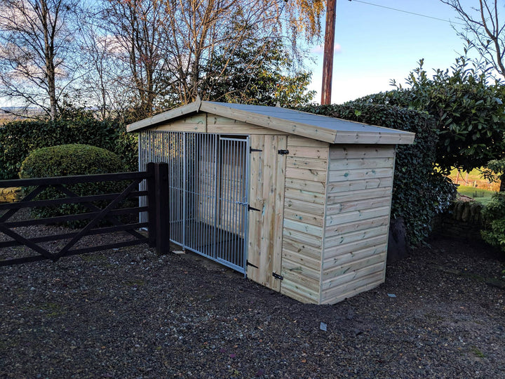 8 X 6.5 ft Single Dog Kennel - Kennel Company