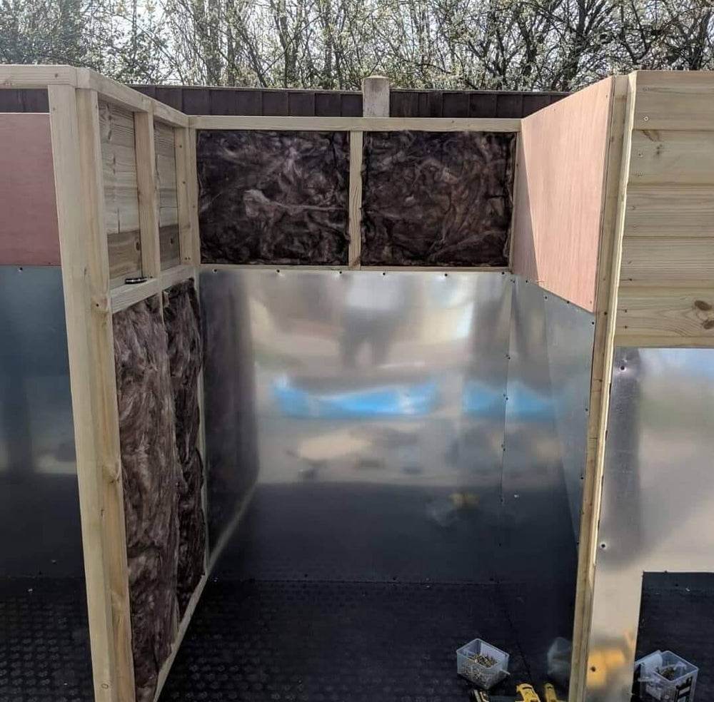 Deluxe Insulation & Ply Lining - Kennel Company