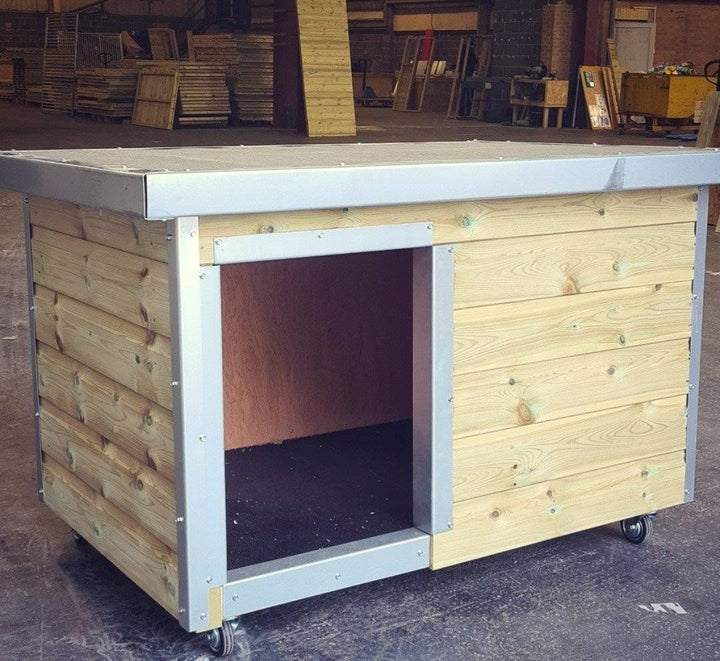 Premium Timber Cabin - Kennel Company